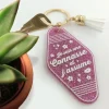 Porte-clés motel à paillettes - Collection Girls Club - Modèle Aléatoire